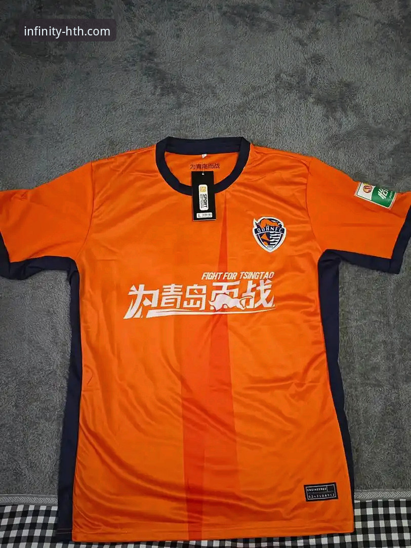 华体会体育多角度直播 深度揭秘:青岛海牛13年复仇海港,华体会体育多角度直播见证3-1逆袭之谜
